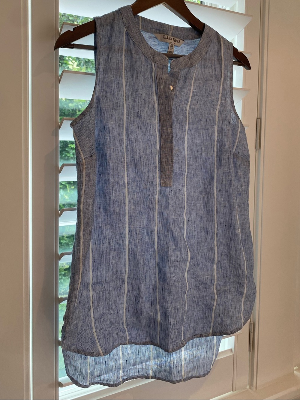 Ellen Tracy Blue and White Striped Sleeveless Linen-Blend Tunic